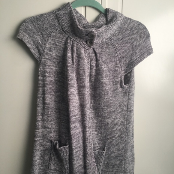 Rue21 Sweaters - Gray short sleeve sweater
